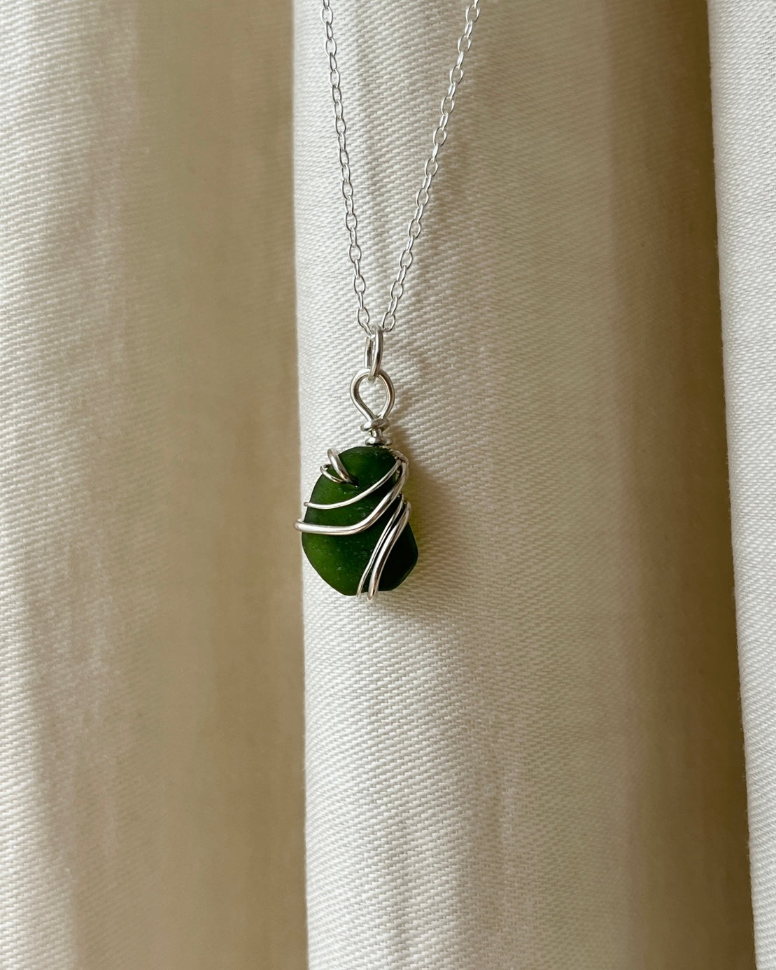 Green Ripple Necklace