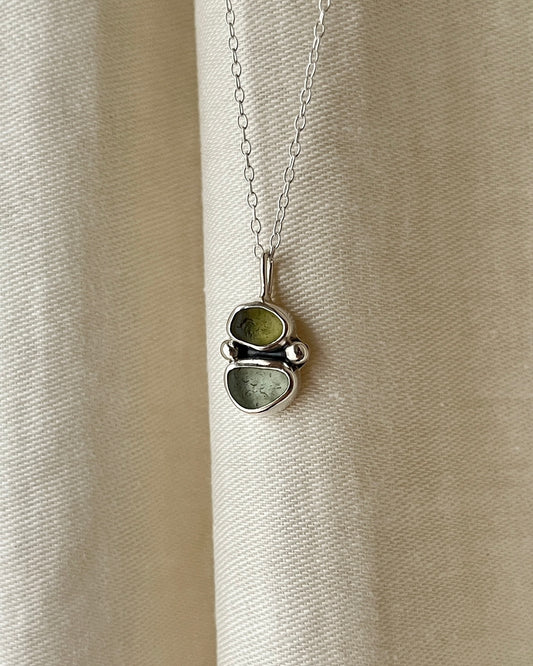 Green Two-Toned Bezel Necklace