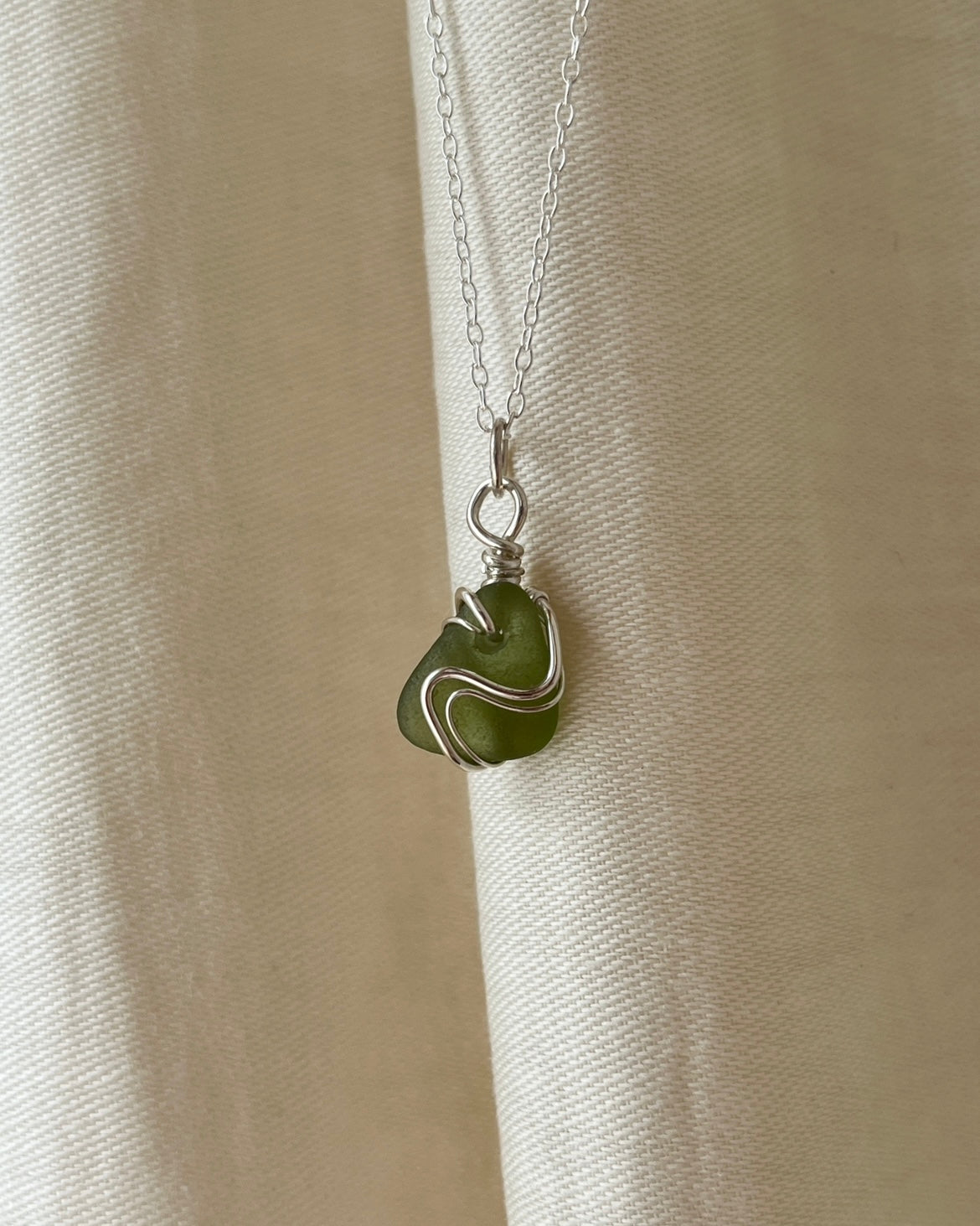 Green Ripple Necklace